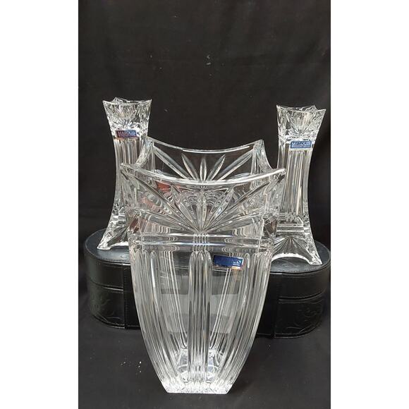 Waterford Crystal Large Vase Odssey pattern discontinued New with Stickers - Picture 1 of 6